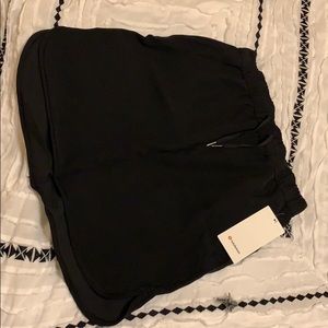 Lululemon on the fly skirt
